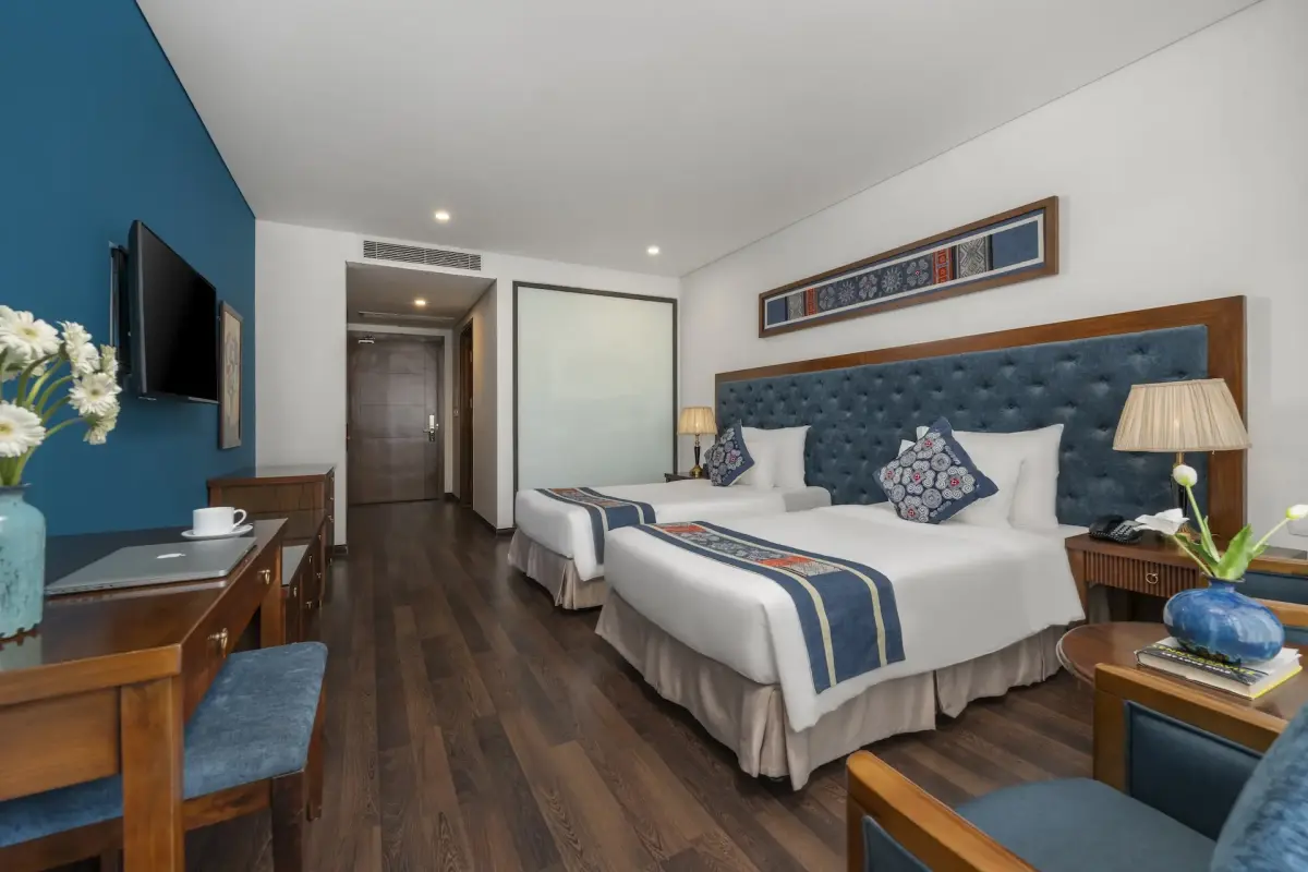 Balcony Deluxe Room 3