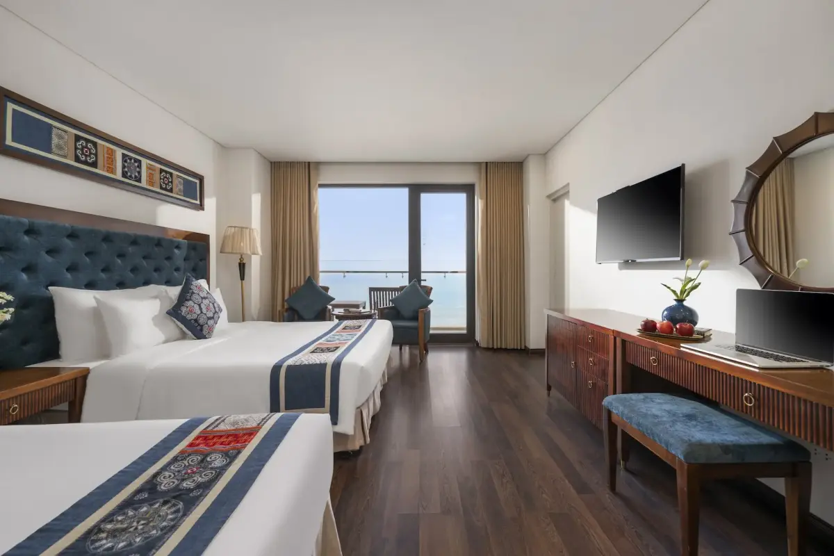 Balcony Triple Room Sea Front