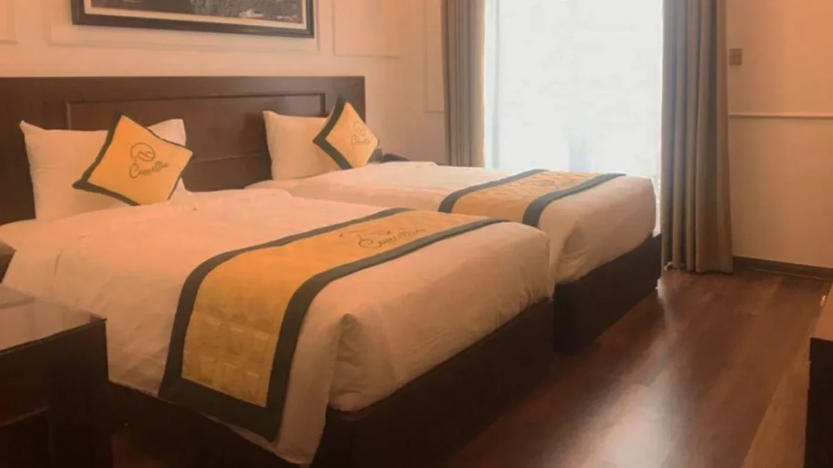 Deluxe Mountain View 3