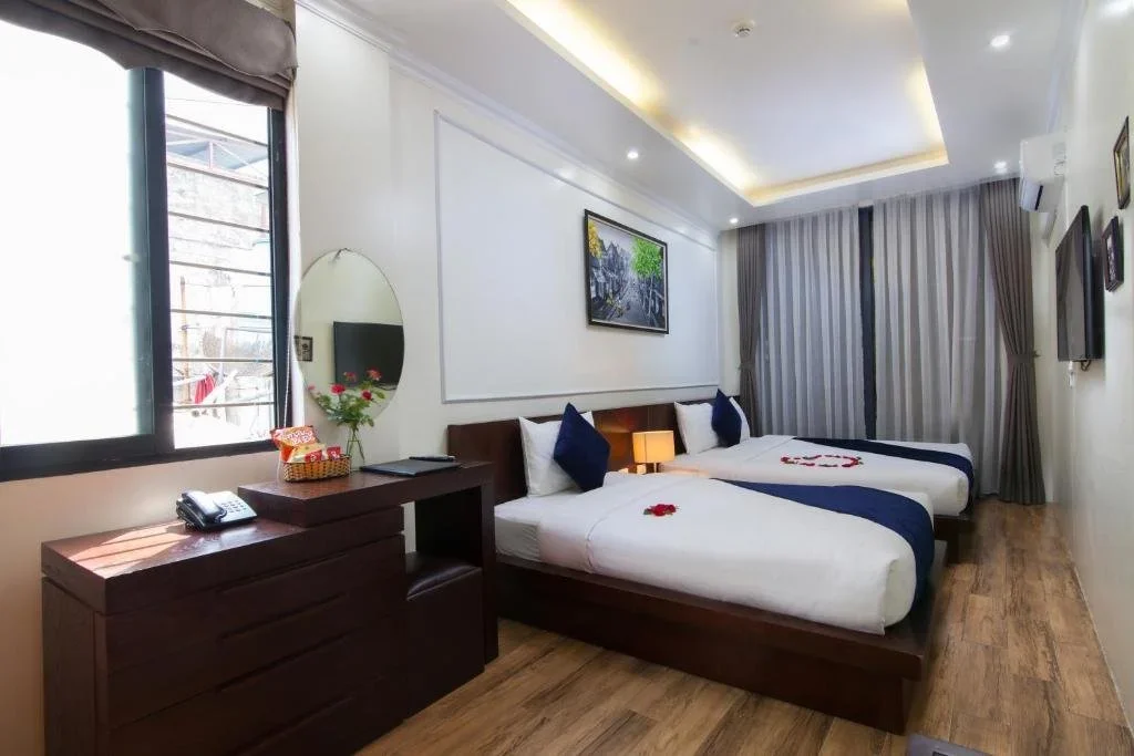 Executive Triple Room 3