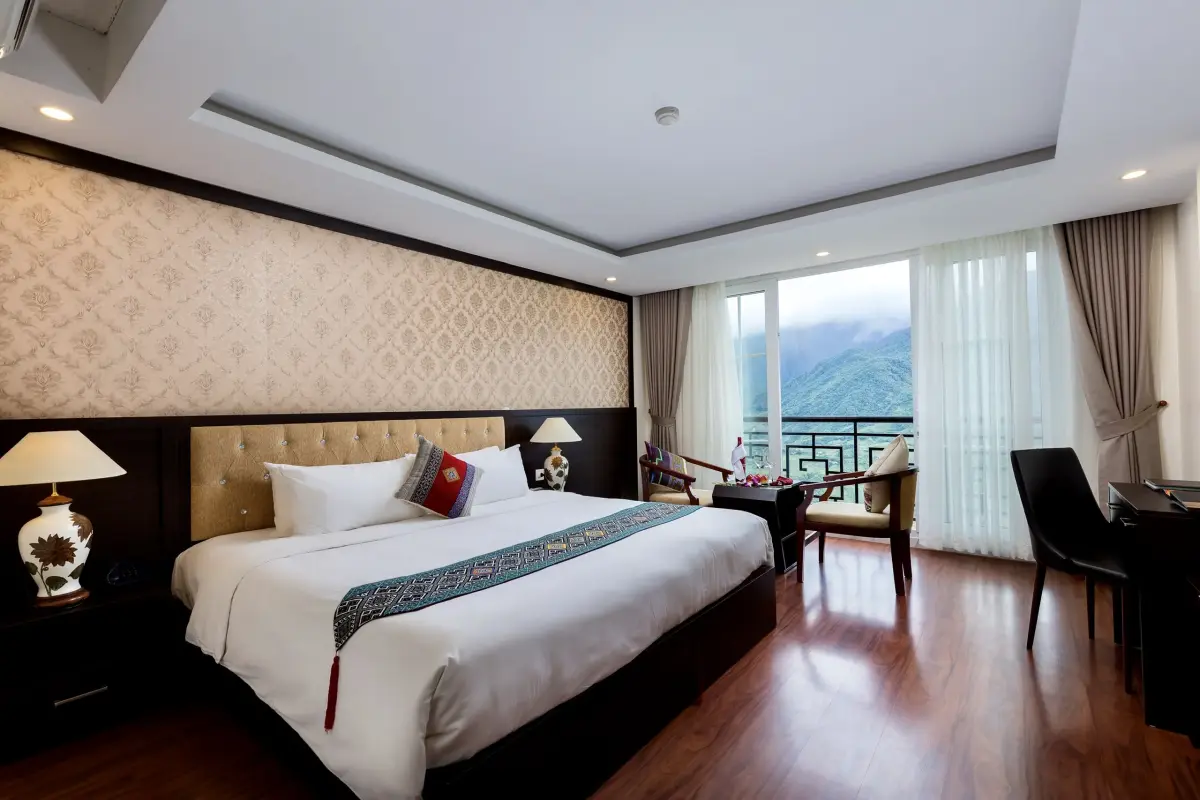 Deluxe Mountain View