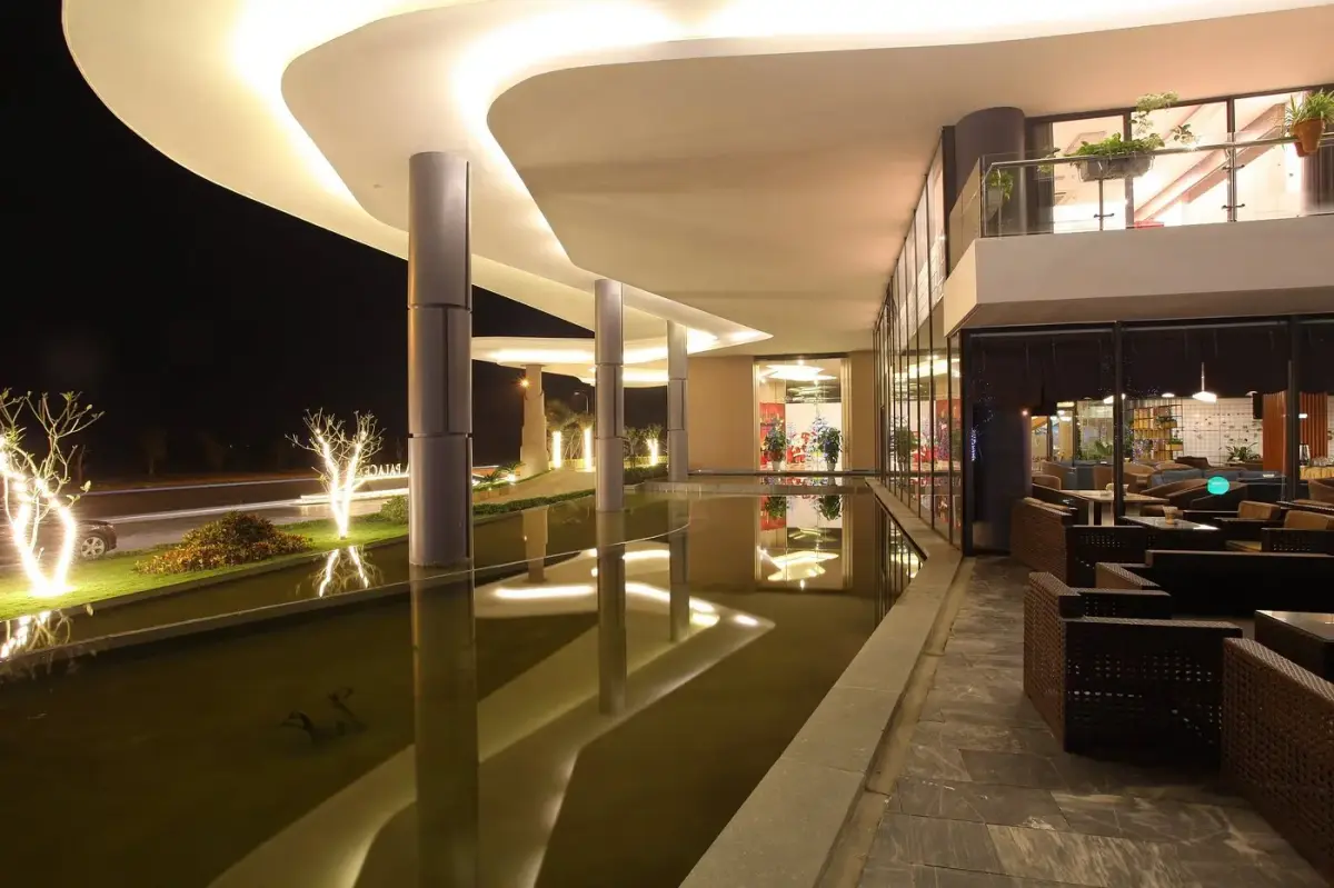 Khách sạn The Reed Ninh Bình 1