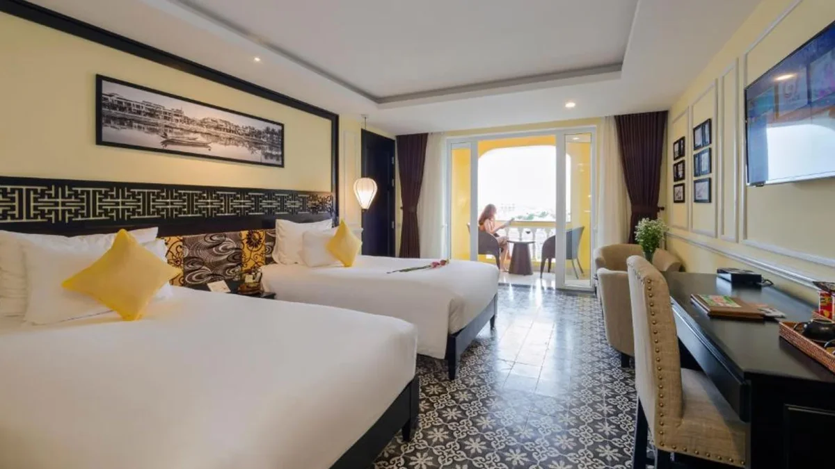 Phòng Deluxe Garden View Balcony 2