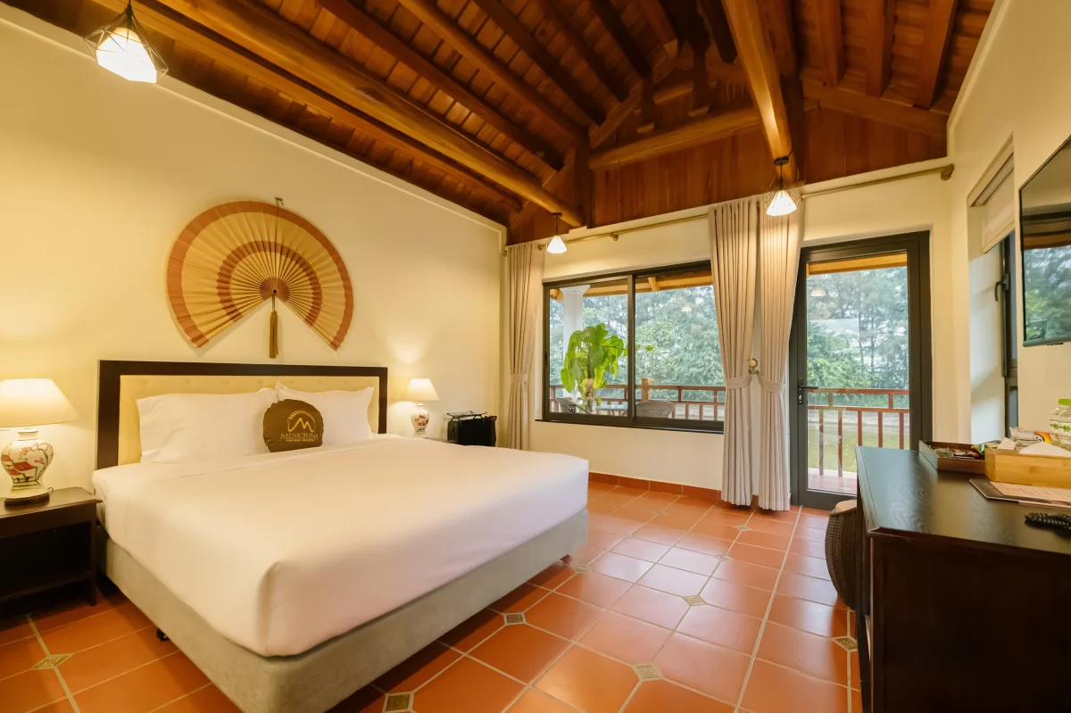 Senior Deluxe Lake View 2