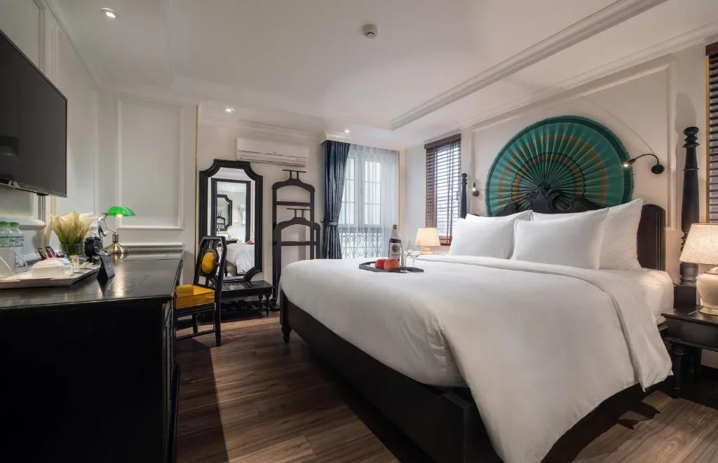 Deluxe Garden View 2