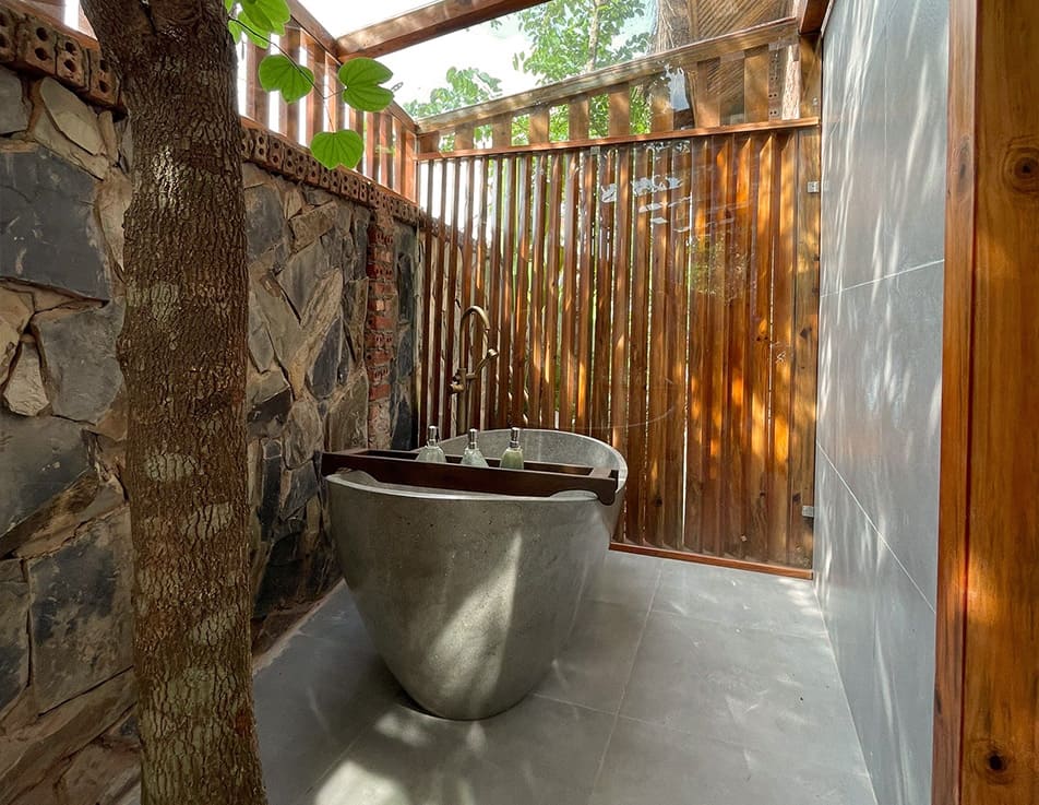 Villa hướng vườn hồng 1 ngủ