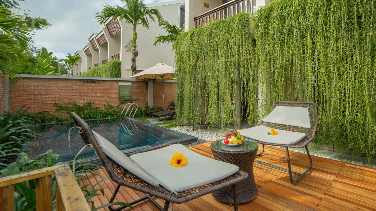 Villa 2 Bedrooms Private Garden 3