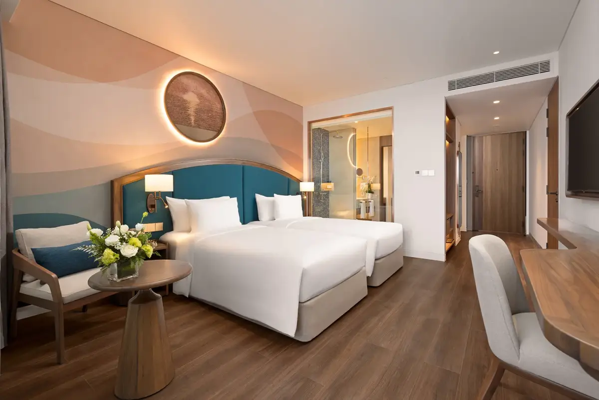 Premium King/Twin Sea View 3