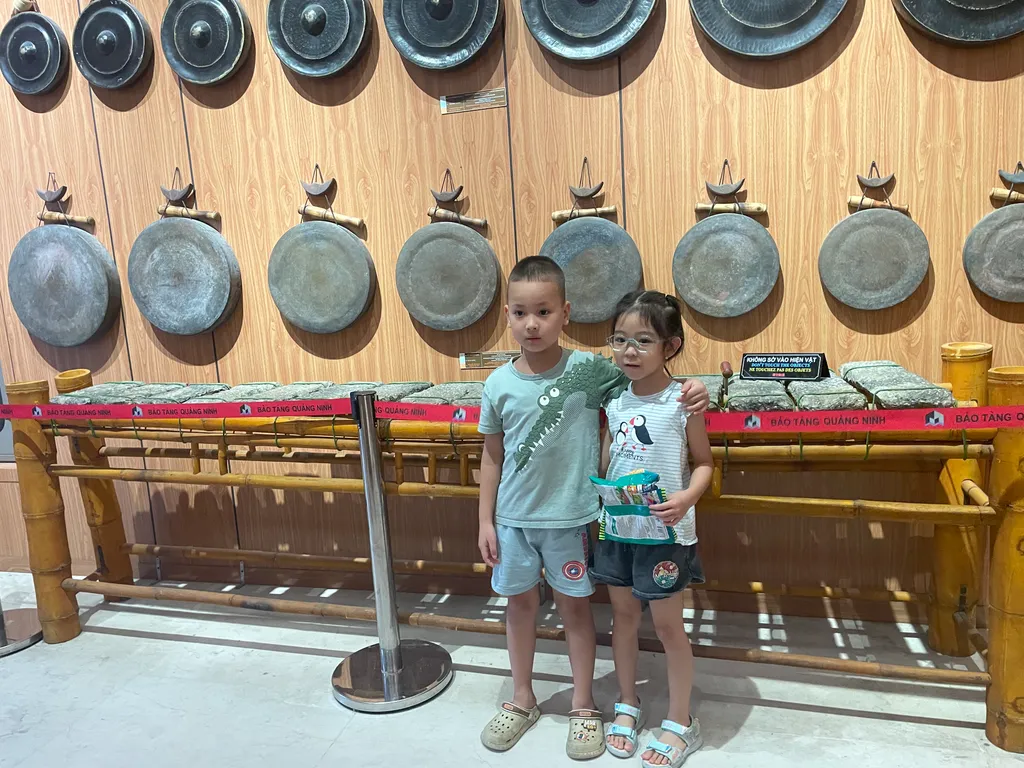 ben trong bao tang quang ninh 1