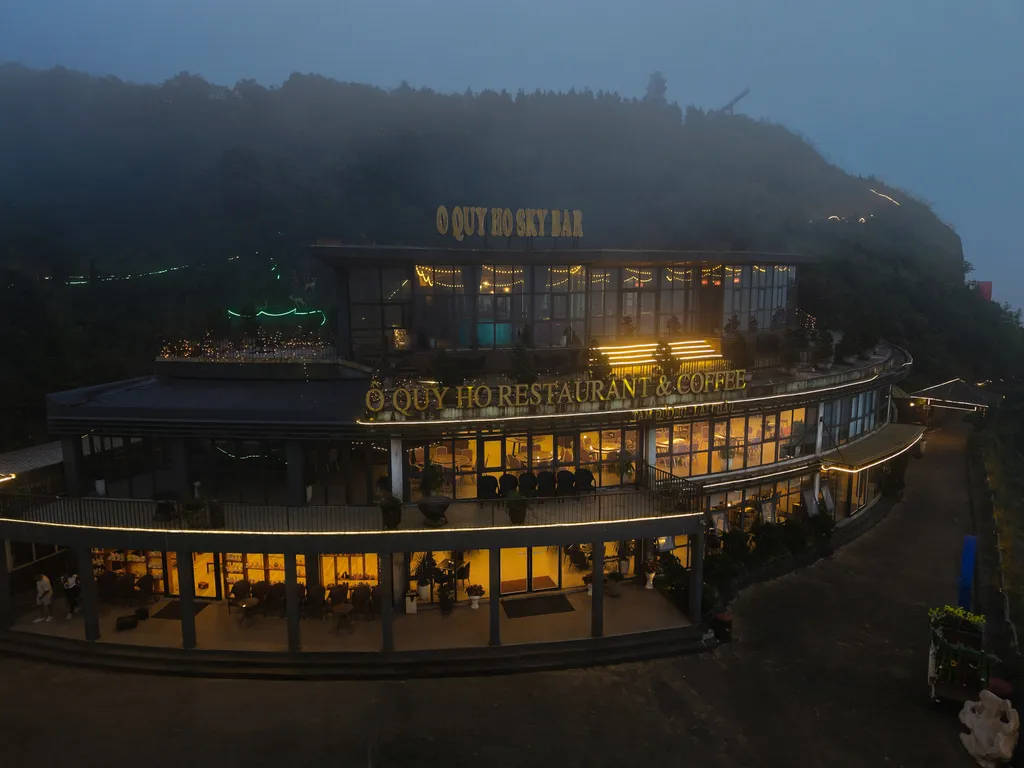 cong troi o quy ho sky bar