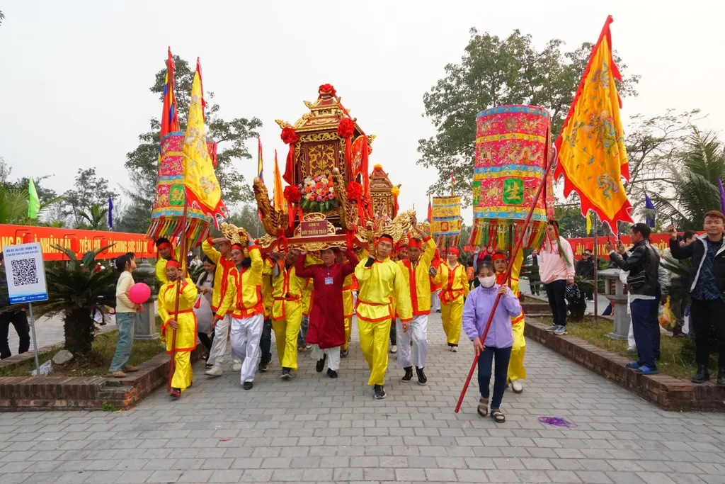 den tran thai binh 1