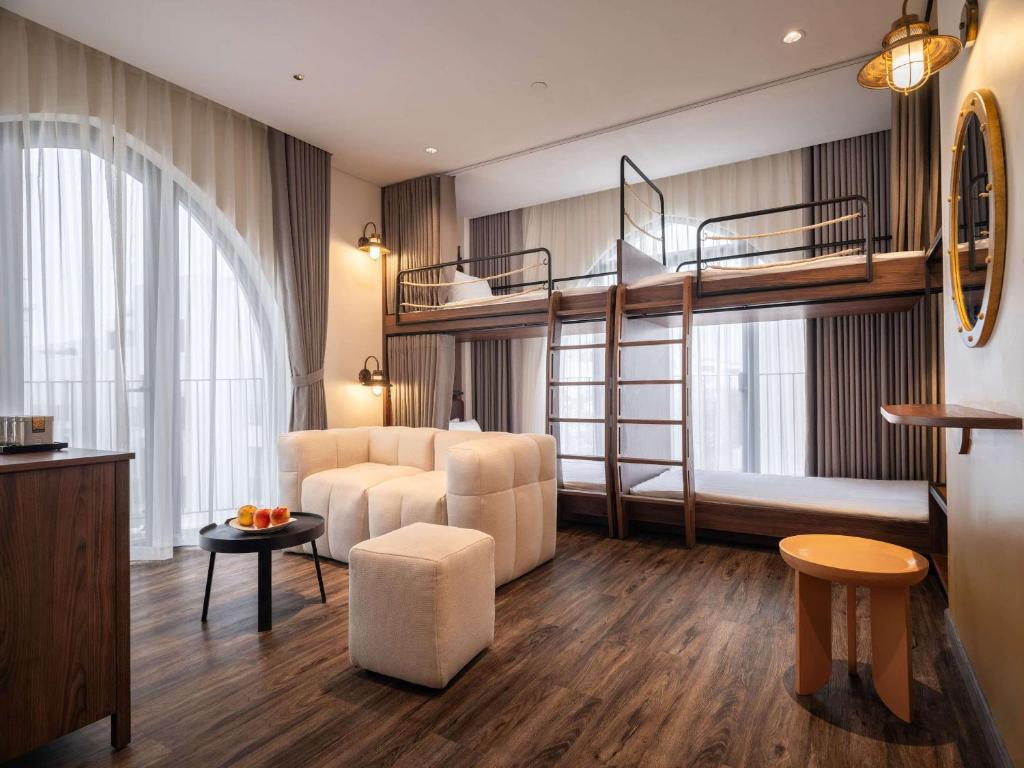 Family Suite City View