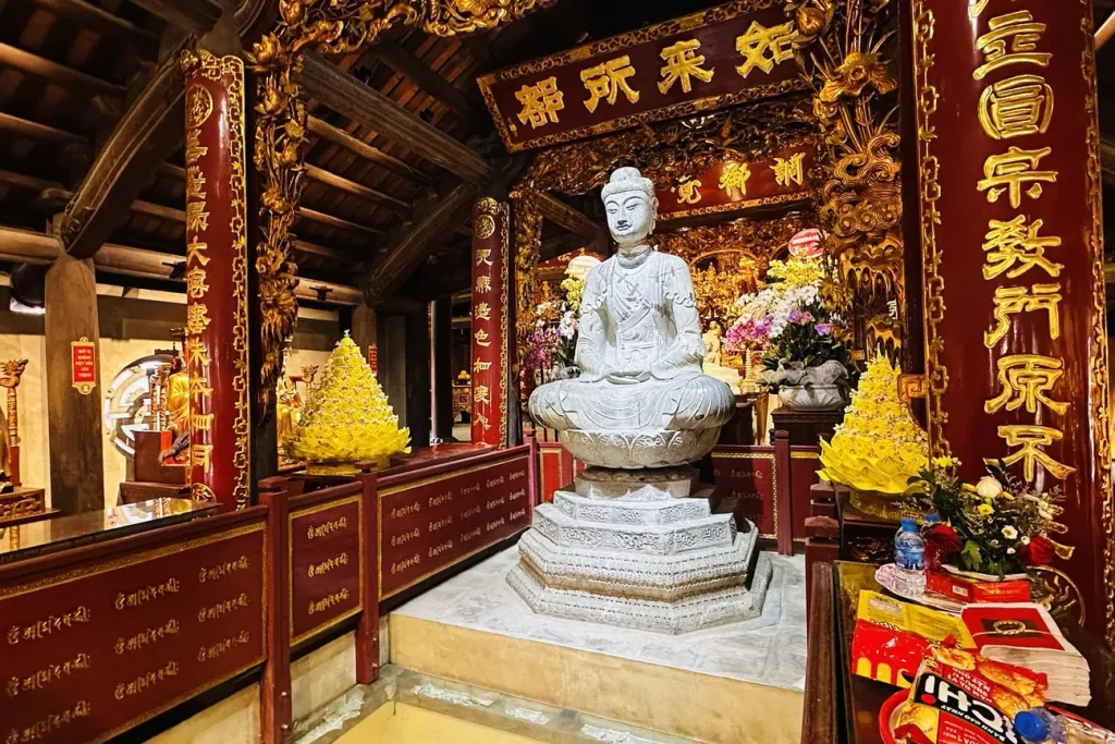 lich su chua phat tich