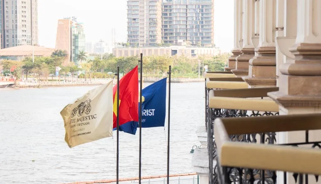 Century River Deluxe 3