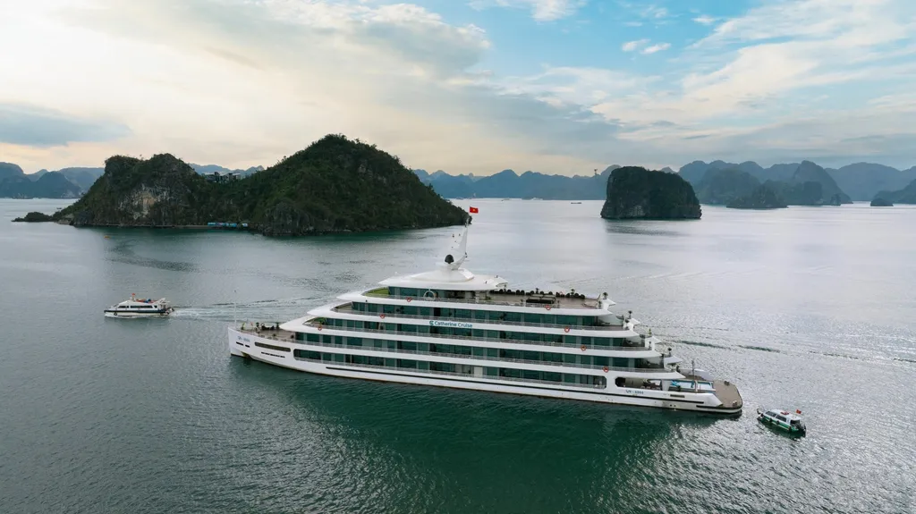 Gợi ý Du thuyền Hạ Long 2 ngày 1 đêm giá rẻ