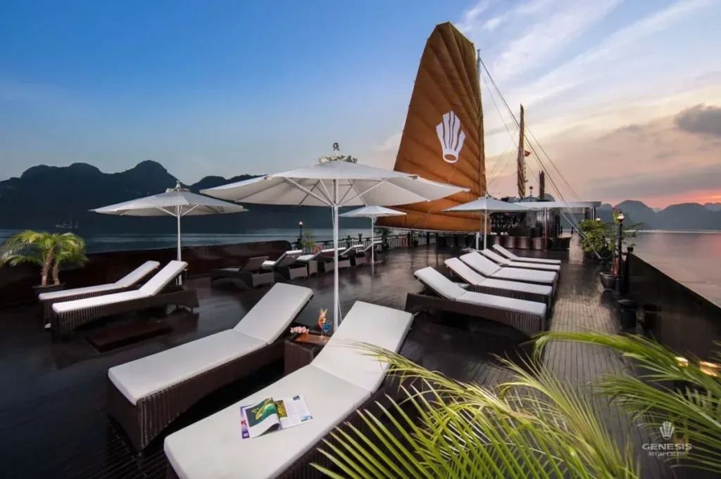 Du thuyền Genesis Regal Cruise Hạ Long 1