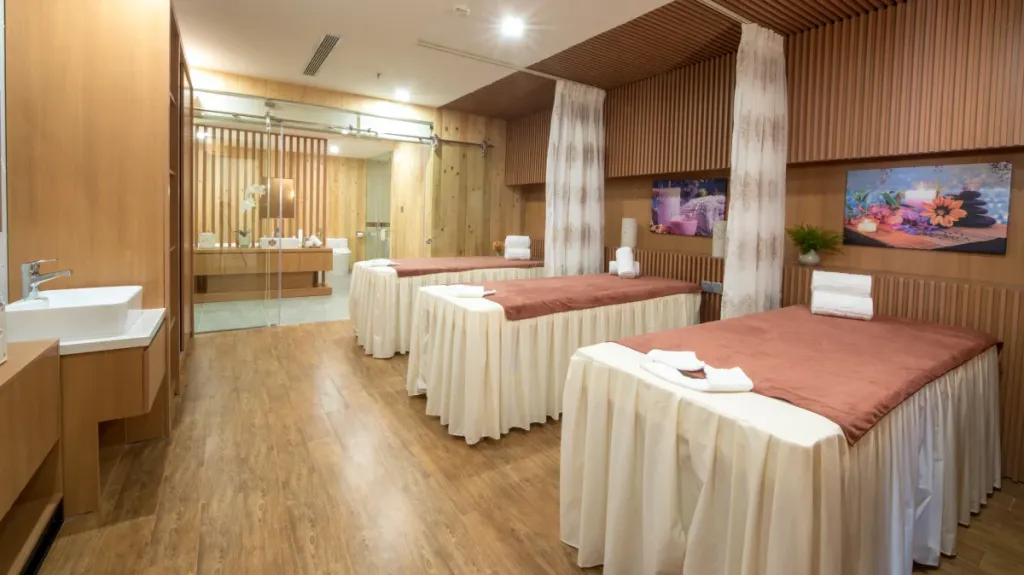 HAIAN Beach Hotel & Spa 1