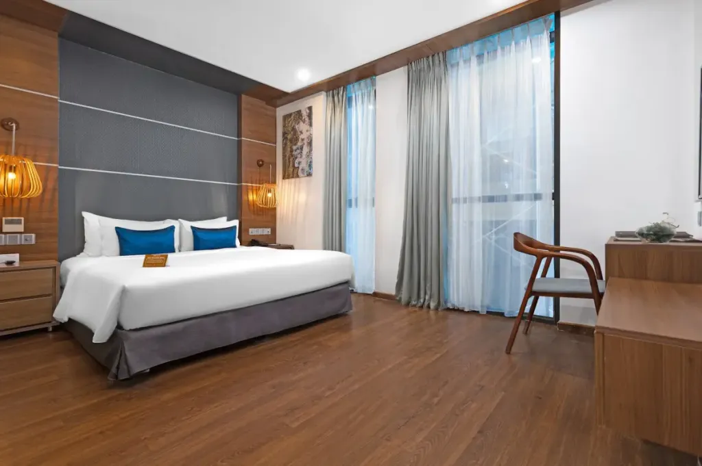 Junior Room - No View