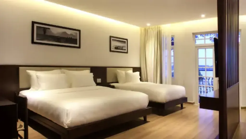 Studio Family with Terrace