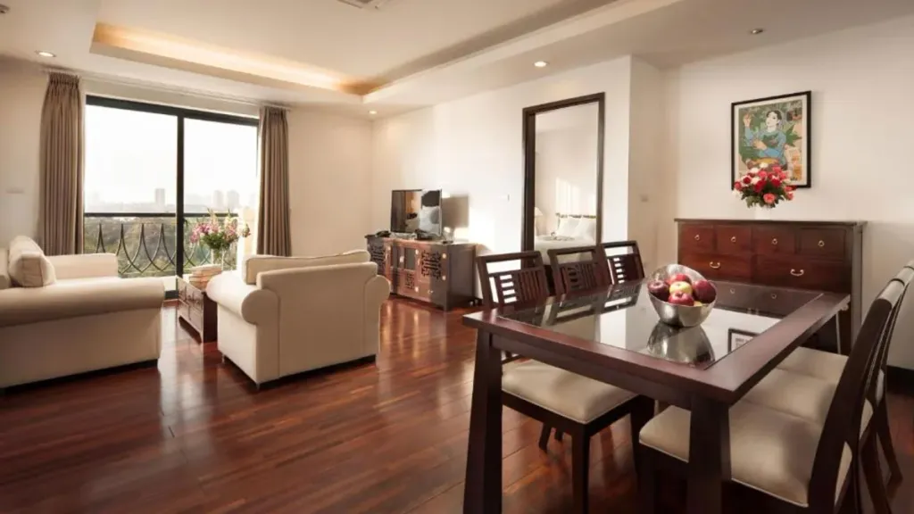 Three Bedroom (6 pax) 2