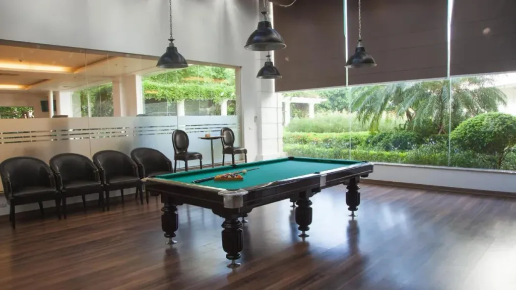 Khách sạn Elegant Suites Westlake Hà Nội 1