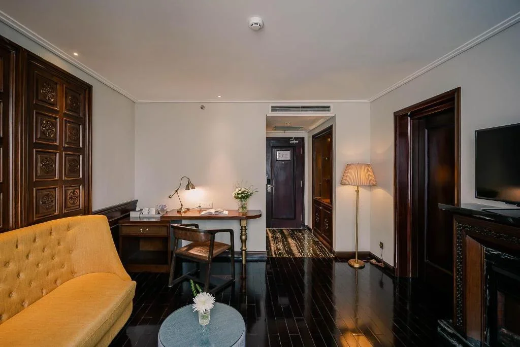 Suite 3