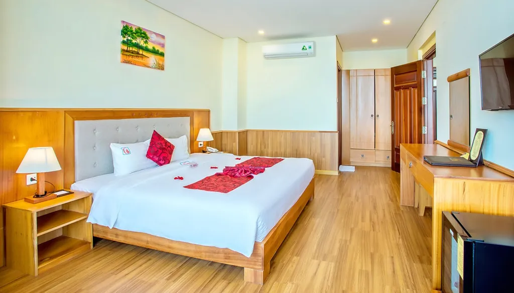 Apartment Balcony Ocean Sea View 2