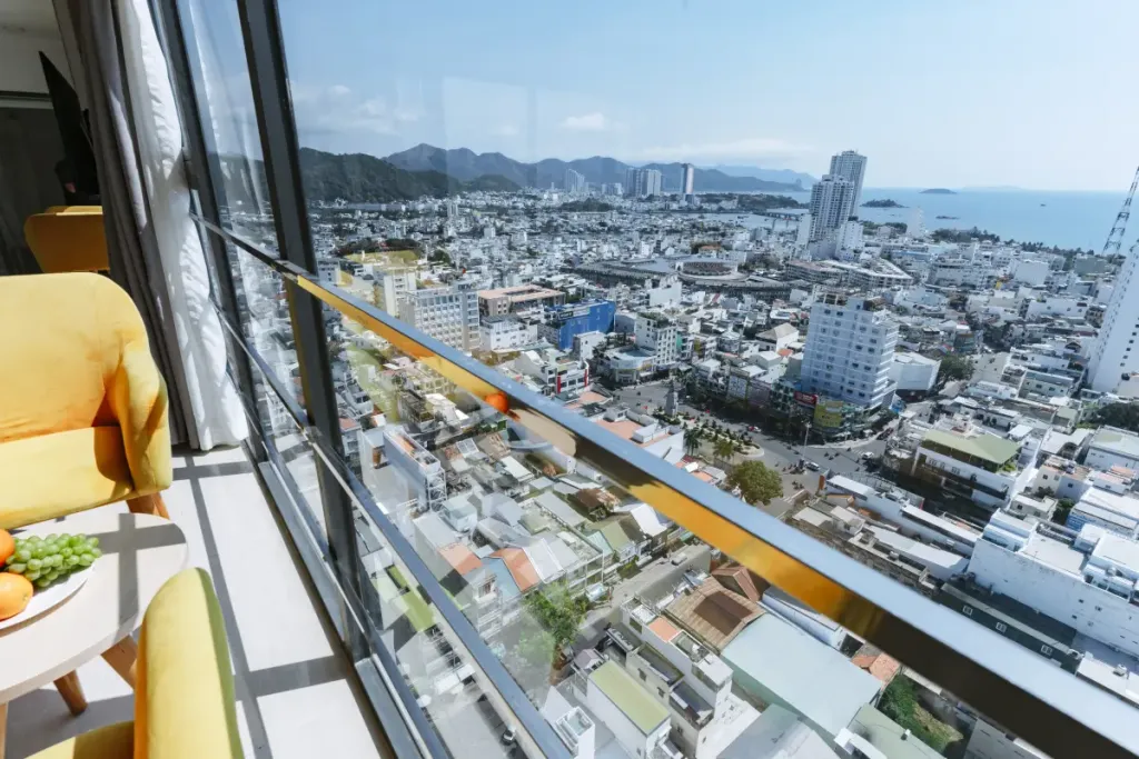 Executive Triple - Partial Sea View 3