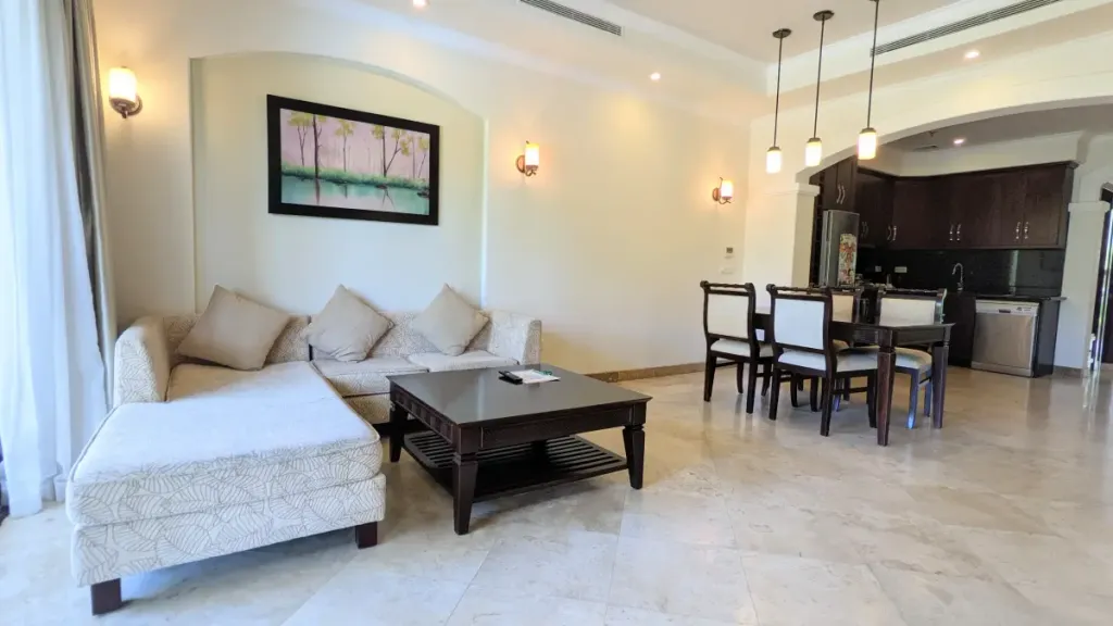 Condos 2 Bedrooms Double 3