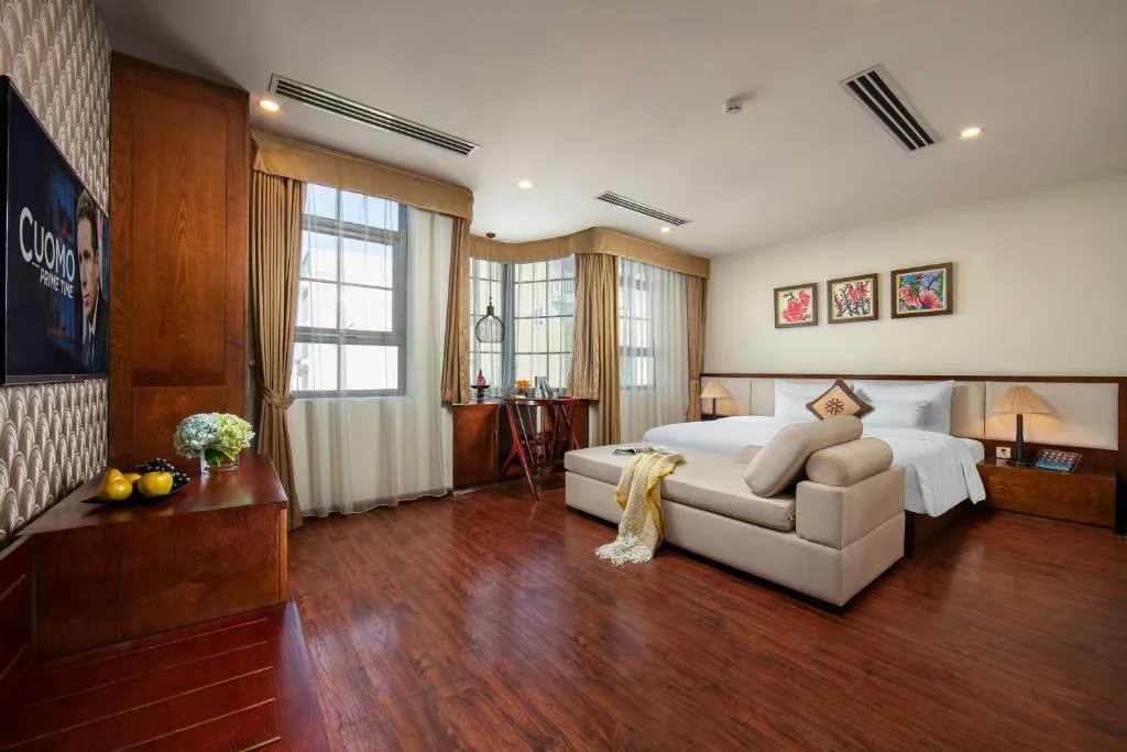 Suite With City View