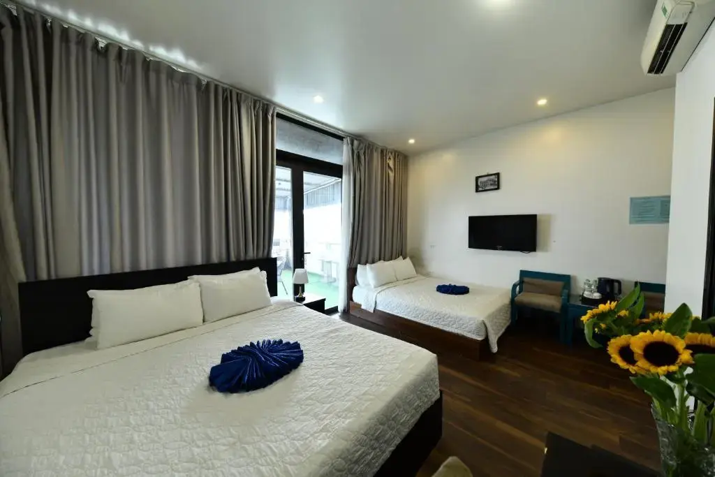 Family Room 3