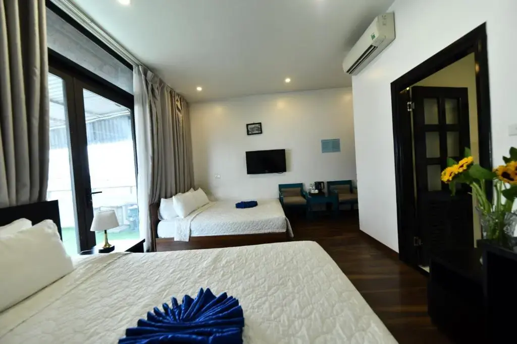 Family Room 2