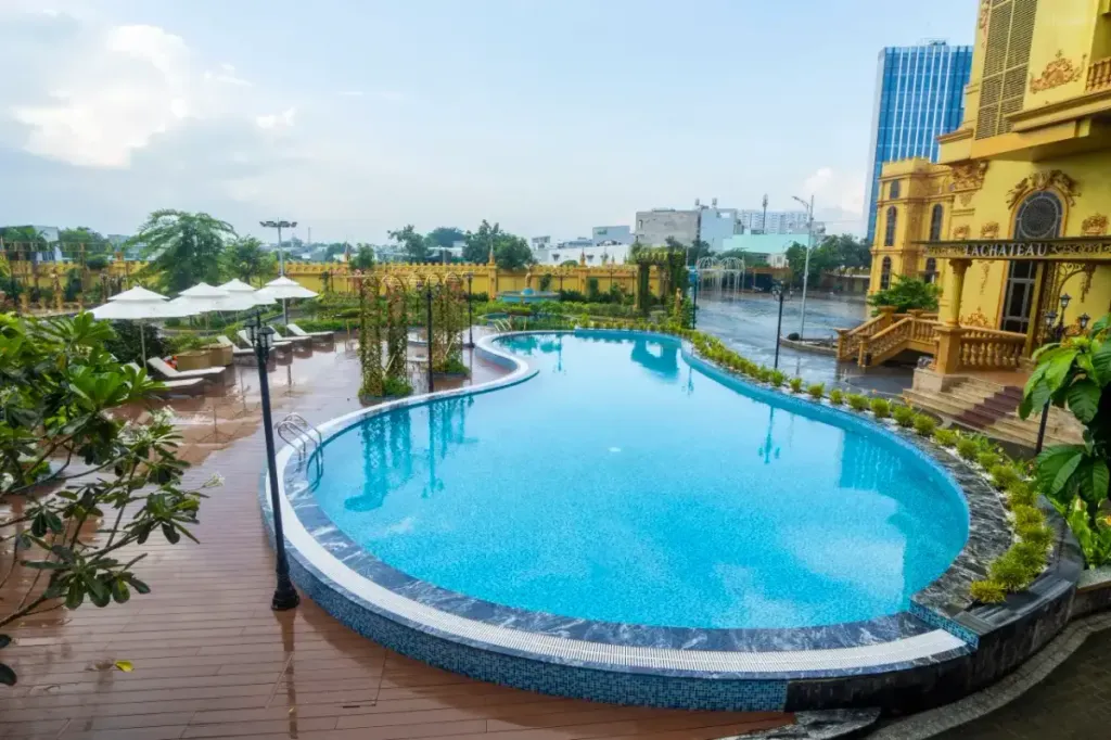 Khách sạn LaChateau Hồ Chí Minh 2