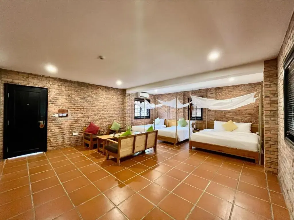 Vietnamese Style Family Bungalow 2