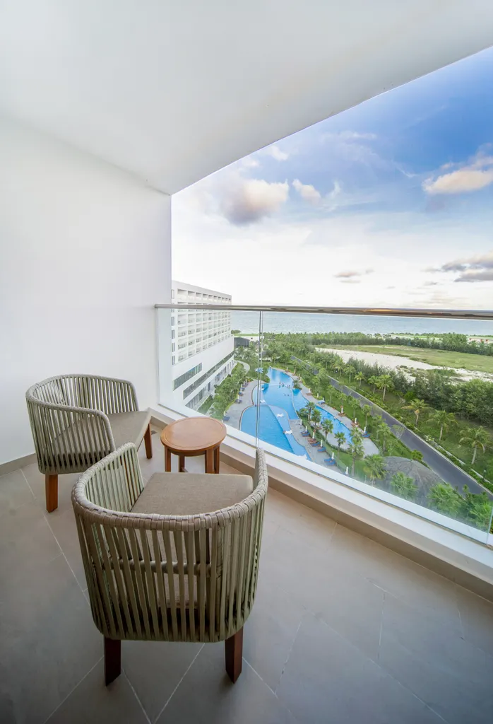 Prime Seaview with Balcony 2